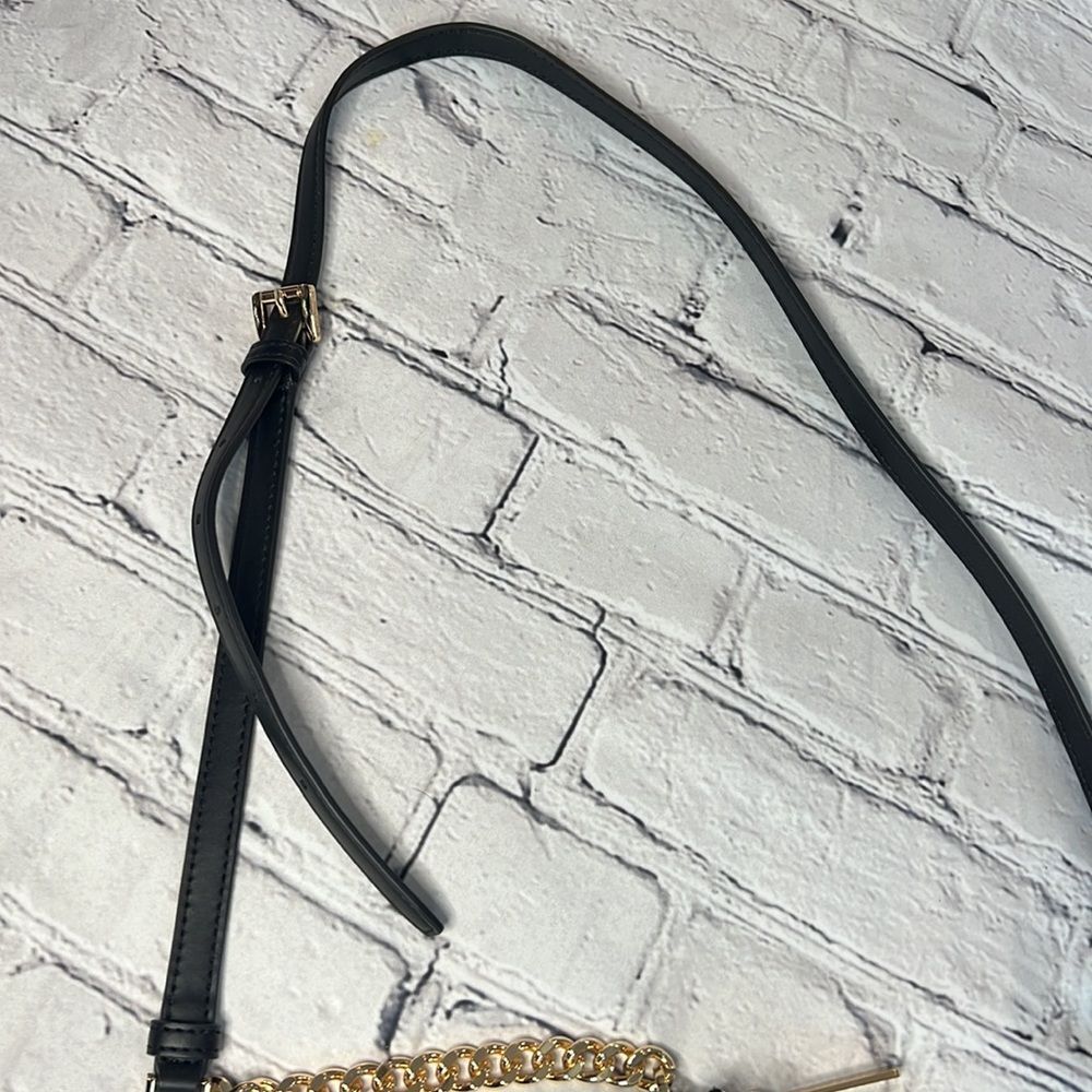 * Michael Kors, black Crossbody with gold stud and chain detail - Picture 5 of 11